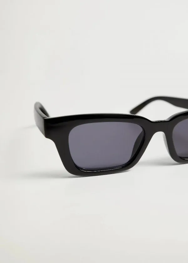 ОЧИЛА ЗА СОНЦЕ 