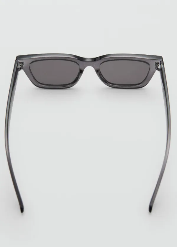 ОЧИЛА ЗА СОНЦЕ 