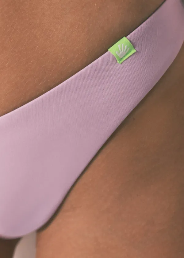 КОСТИМ ЗА КАПЕЊЕ ДОЛЕН ДЕЛ 