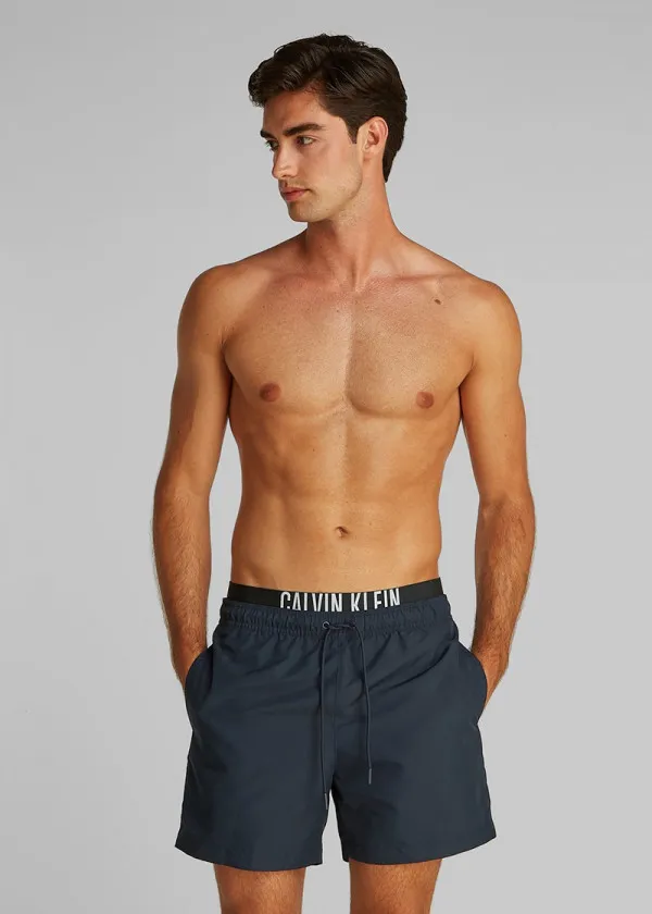 КОСТИМ ЗА КАПЕЊЕ 