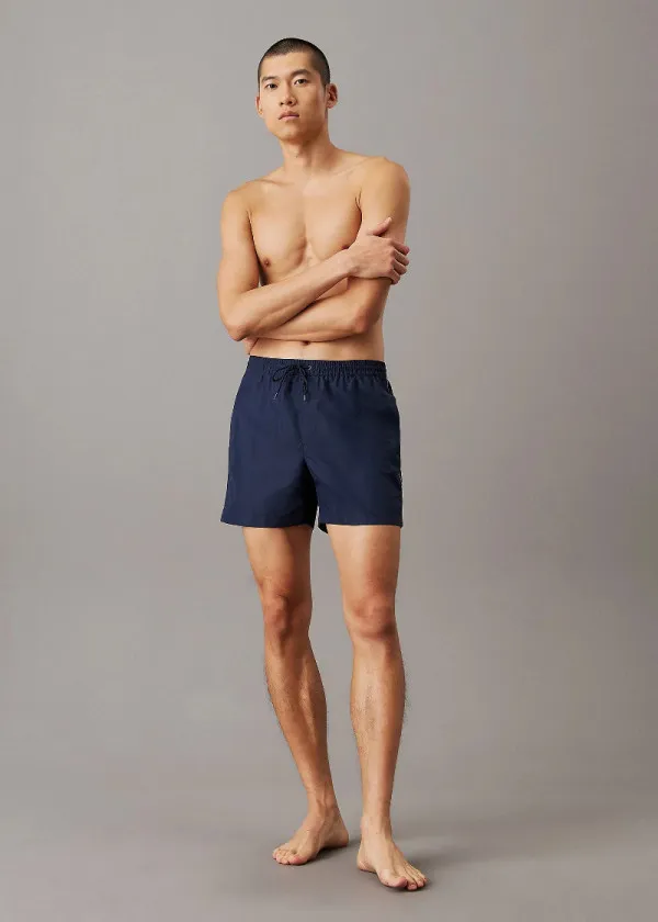 КОСТИМ ЗА КАПЕЊЕ 