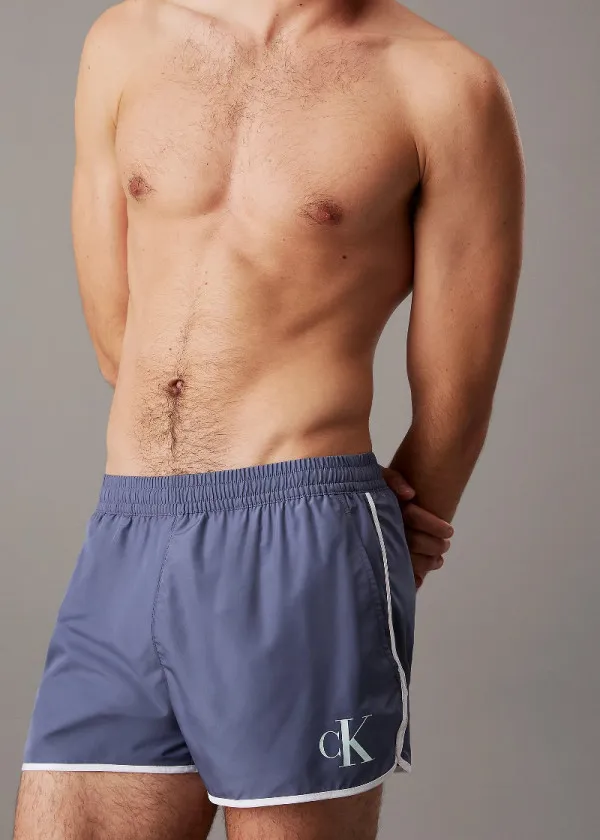 КОСТИМ ЗА КАПЕЊЕ 