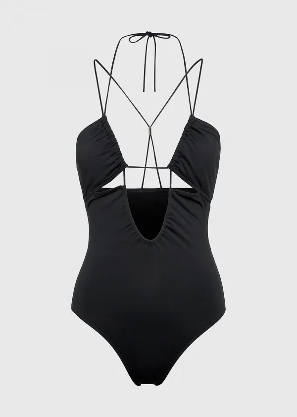 ЕДНОДЕЛЕН КОСТИМ ЗА КАПЕЊЕ 