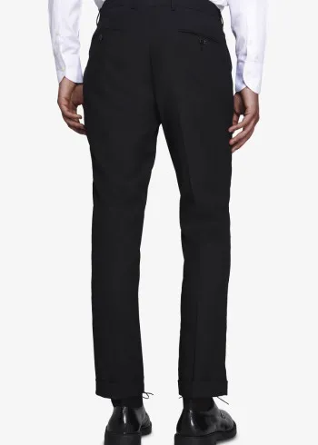 ОДЕЛО (ПАНТАЛОНИ) 