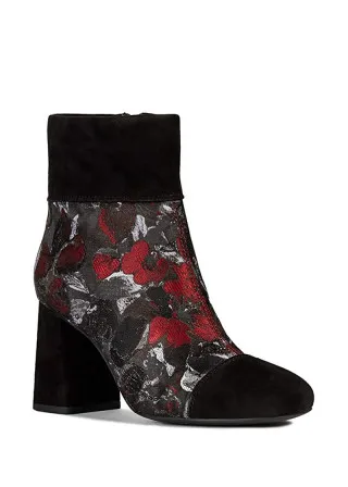 ЖЕНСКИ ЧЕВЛИ 