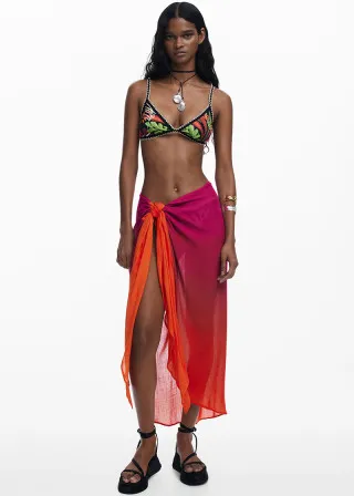 КОСТИМ ЗА КАПЕЊЕ ГОРЕН ДЕЛ 