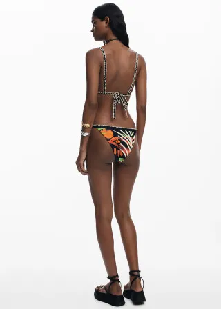 КОСТИМ ЗА КАПЕЊЕ ДОЛЕН ДЕЛ 