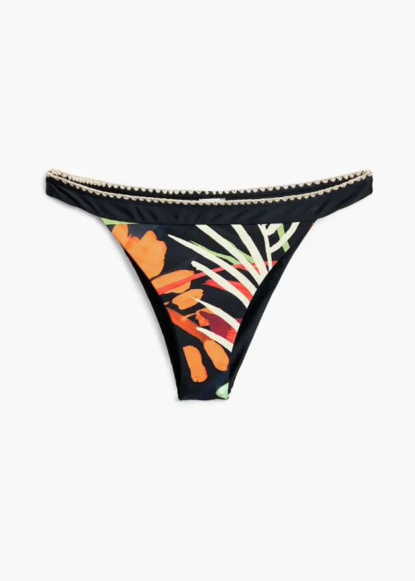 КОСТИМ ЗА КАПЕЊЕ ДОЛЕН ДЕЛ 