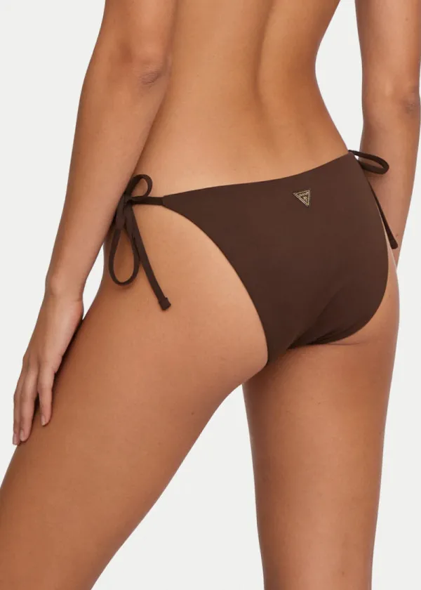 КОСТИМ ЗА КАПЕЊЕ 