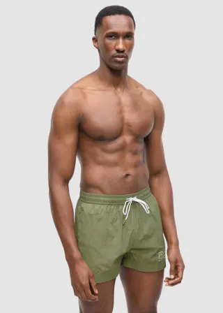 КОСТИМ ЗА КАПЕЊЕ 