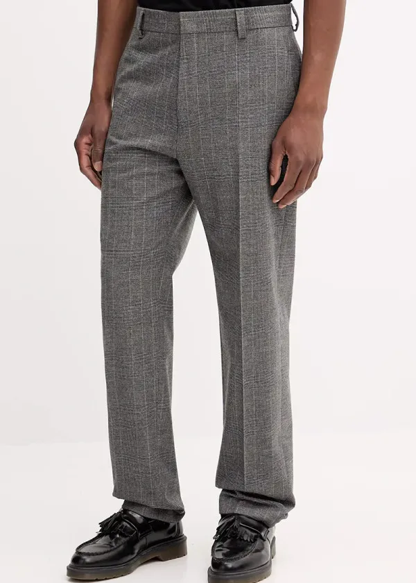 ОДЕЛО (ПАНТАЛОНИ) 