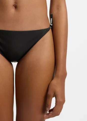 КОСТИМ ЗА КАПЕЊЕ 