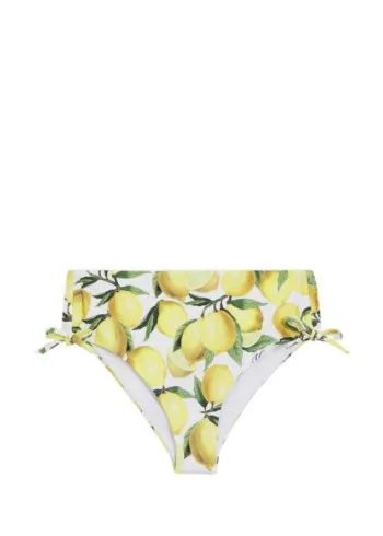 КОСТИМ ЗА КАПЕЊЕ 