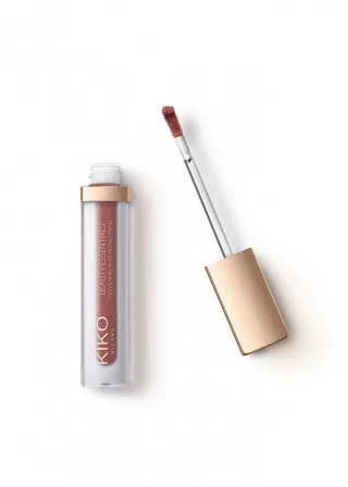 КАРМИН ЗА УСНИ 