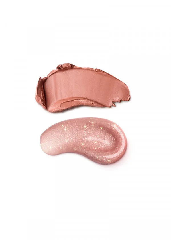 КАРМИН ЗА УСНИ 