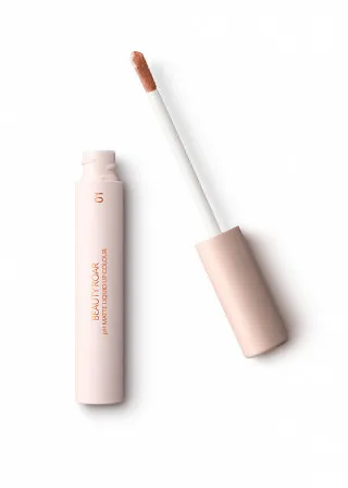 КАРМИН ЗА УСНИ 