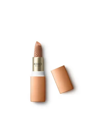 КАРМИН ЗА УСНИ 