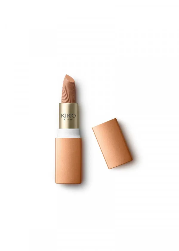 КАРМИН ЗА УСНИ 