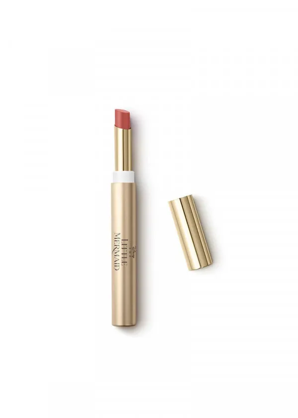 КАРМИН ЗА УСНИ 