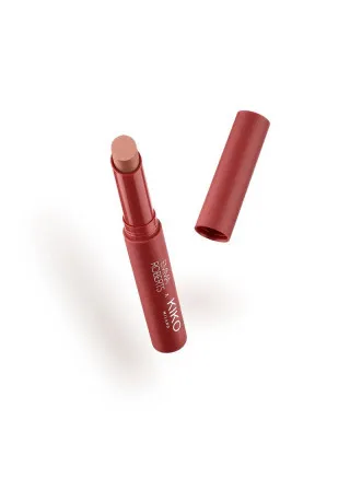 КАРМИН ЗА УСНИ 