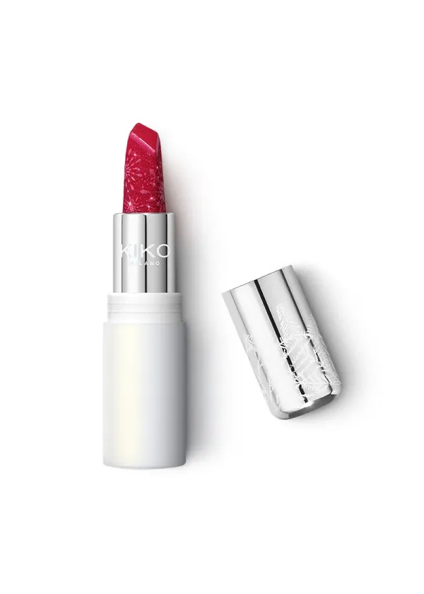 КАРМИН ЗА УСНИ 