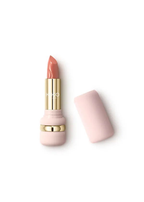 КАРМИН ЗА УСНИ 