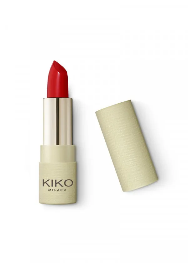 КАРМИН ЗА УСНИ 