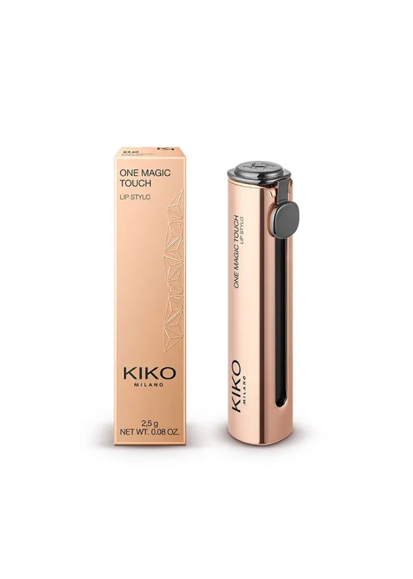 КАРМИН ЗА УСНИ 