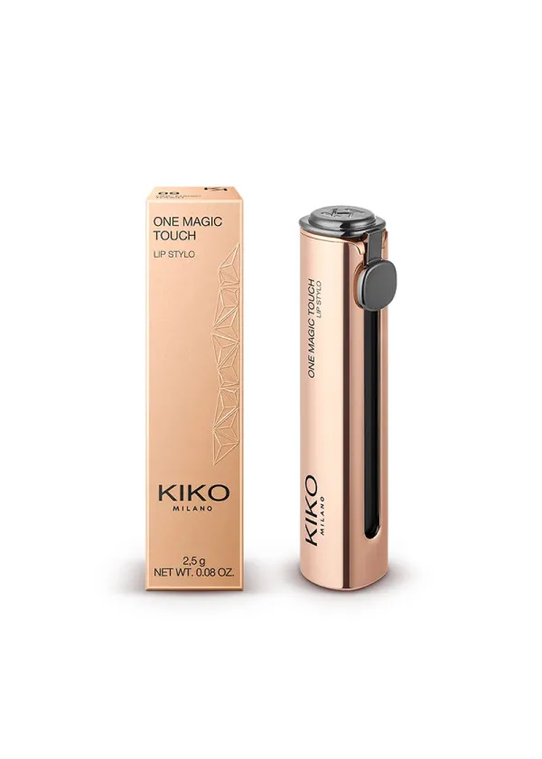 КАРМИН ЗА УСНИ 