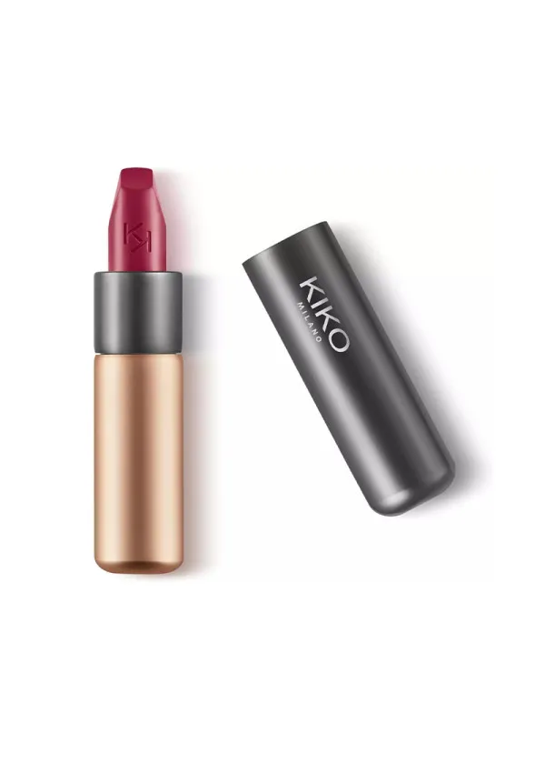 КАРМИН ЗА УСНИ 