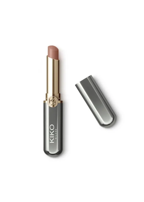 КАРМИН ЗА УСНИ 