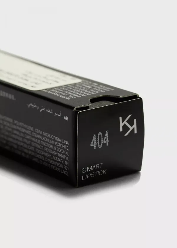 КАРМИН ЗА УСНИ 