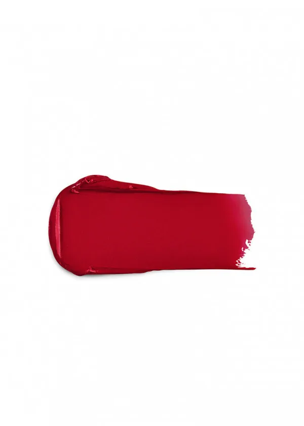 КАРМИН ЗА УСНИ 