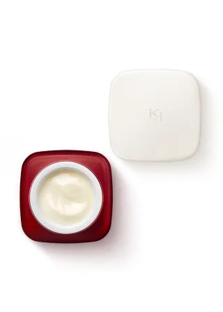 КРЕМА ЗА ЛИЦЕ 