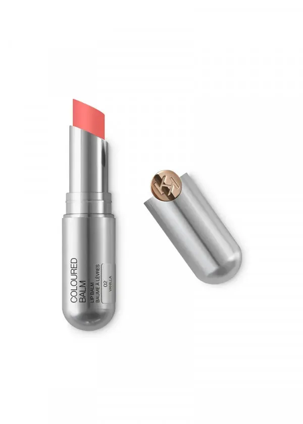 БАЛЗАМ ЗА УСНИ ВО БОЈА 