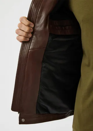 КОЖНА ЈАКНА 