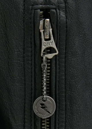 КОЖНА ЈАКНА 