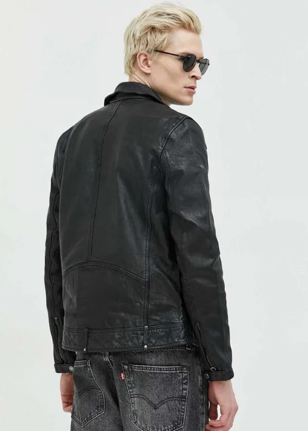 КОЖНА ЈАКНА 