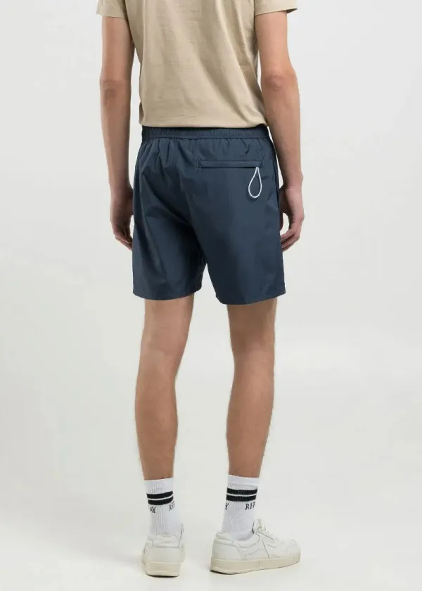 КОСТИМ ЗА КАПЕЊЕ 