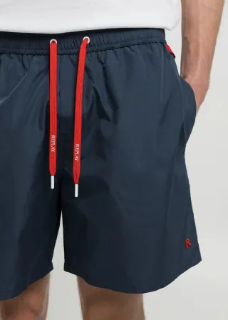 КОСТИМ ЗА КАПЕЊЕ 