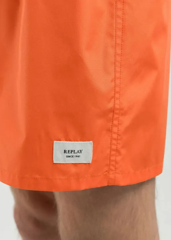 КОСТИМ ЗА КАПЕЊЕ 