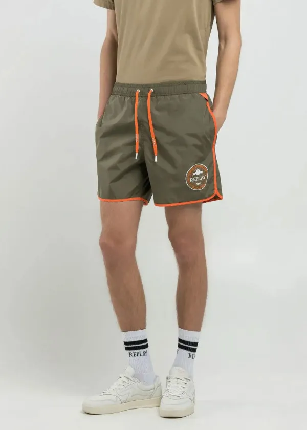 КОСТИМ ЗА КАПЕЊЕ 