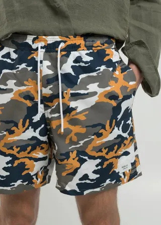 КОСТИМ ЗА КАПЕЊЕ 