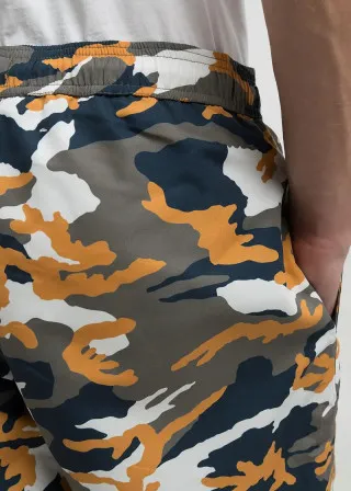 КОСТИМ ЗА КАПЕЊЕ 