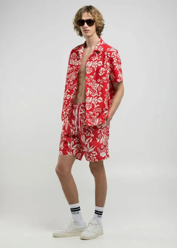 КОСТИМ ЗА КАПЕЊЕ 