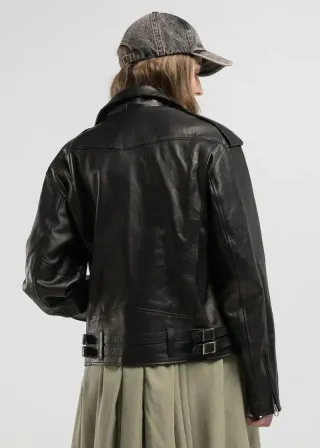 КОЖНА ЈАКНА 