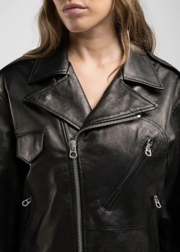 КОЖНА ЈАКНА 