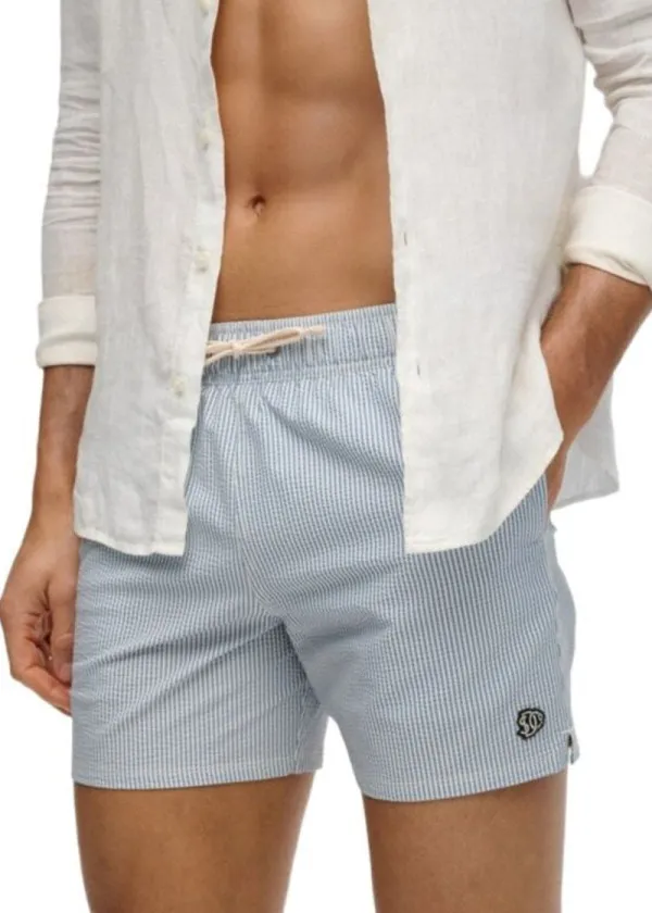 КОСТИМ ЗА КАПЕЊЕ 