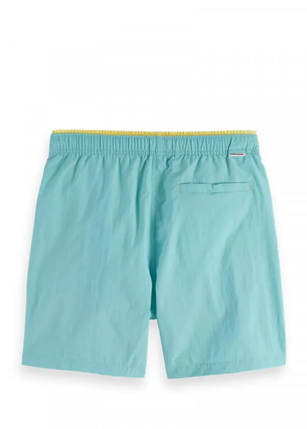 КОСТИМ ЗА КАПЕЊЕ 