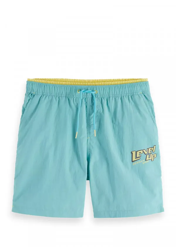 КОСТИМ ЗА КАПЕЊЕ 